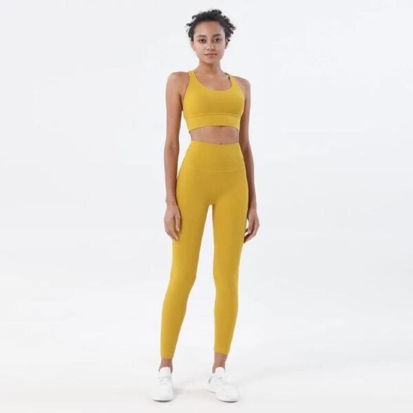 WhatsApp Image 2025-10-01 at 6.05.38 PM (1) CONJUNTO MOD. HATA MOSTAZA